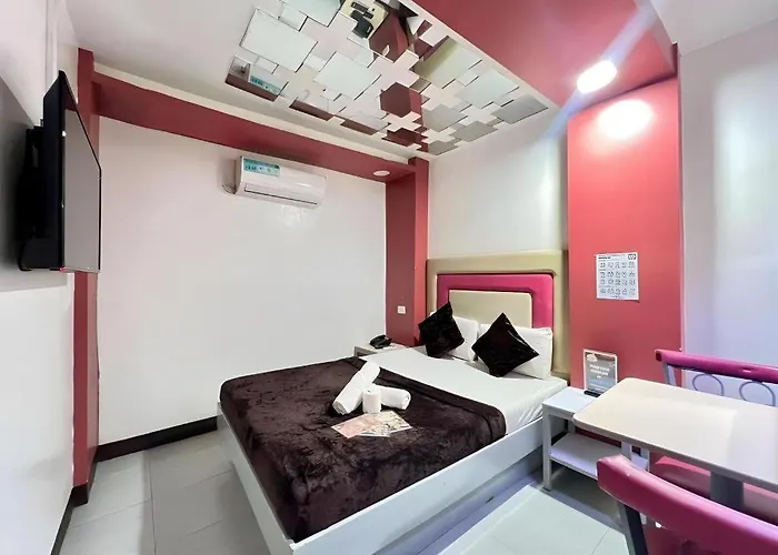 Hotel 99 Quiapo Manila
