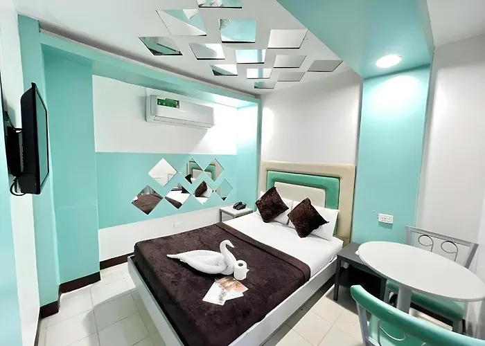 99 Quiapo Hotel 2*